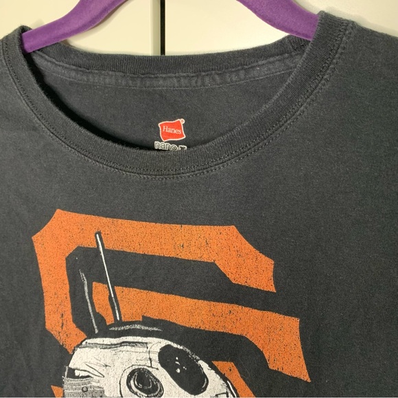 San Francisco Giants Star Wars BB-8 Graphic T-Shirt - Picture 5 of 11